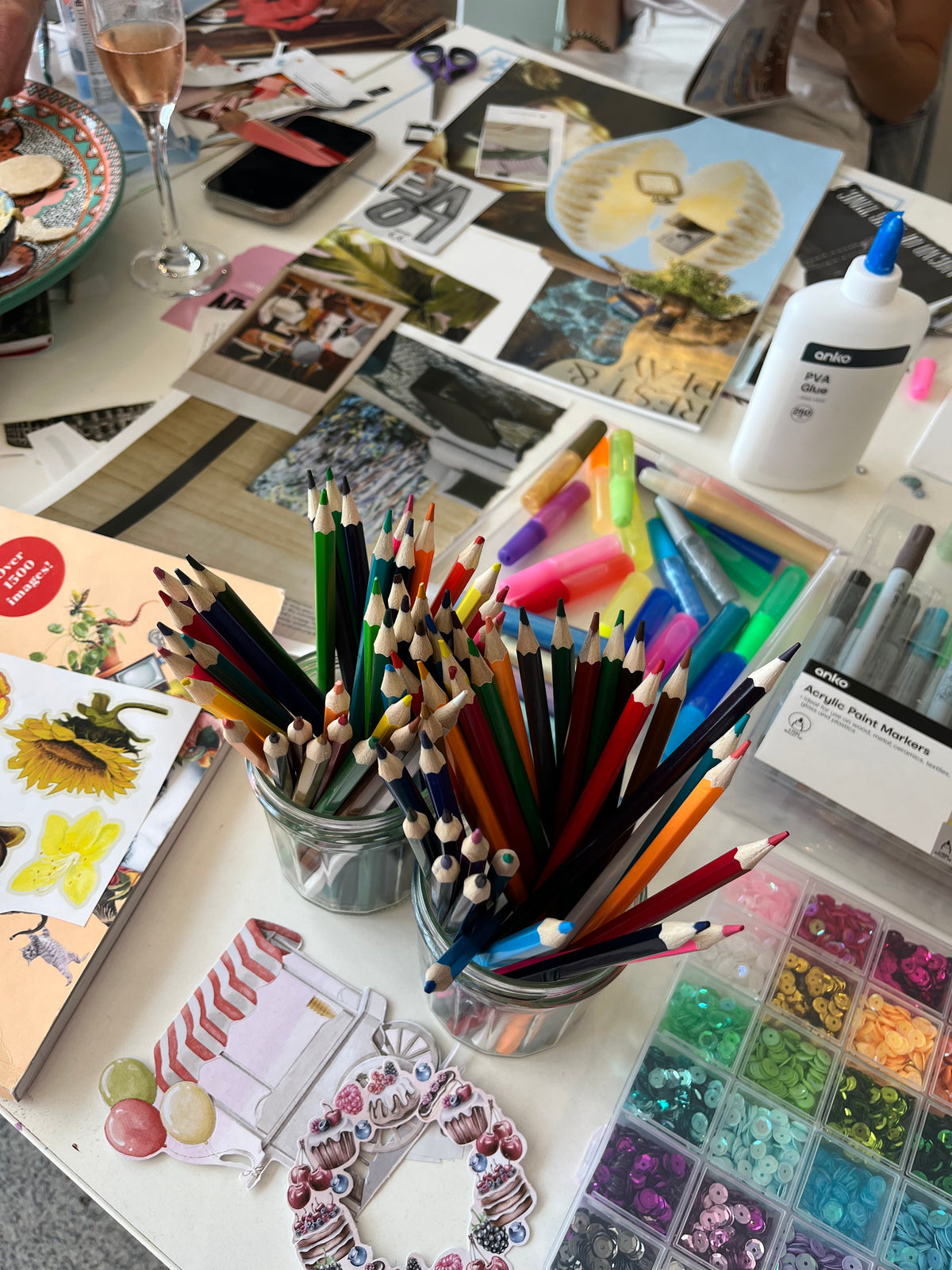 Vision Board / Craft Activity | Thursday 31st of December, 4pm-6pm